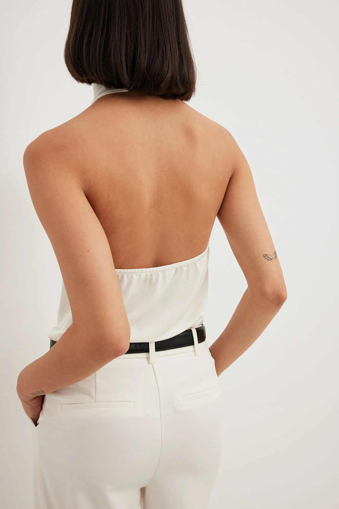 Body mit tiefem Ausschnitt