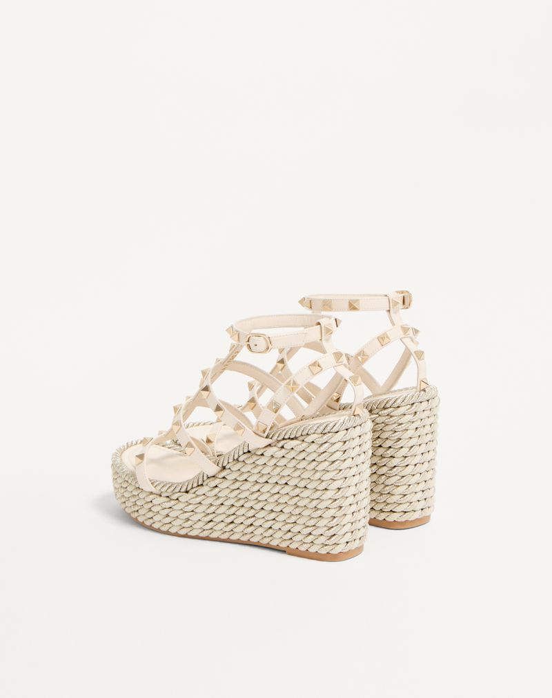 Sandália plataforma Rockstud em couro de bezerro com tiras de 95 mm