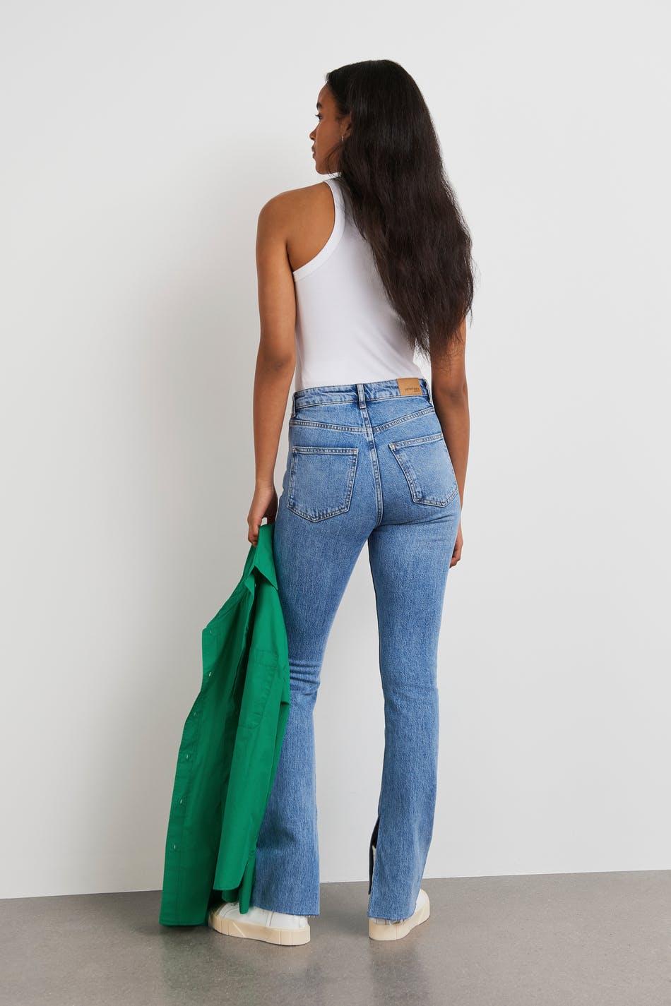 High waist slit jeans