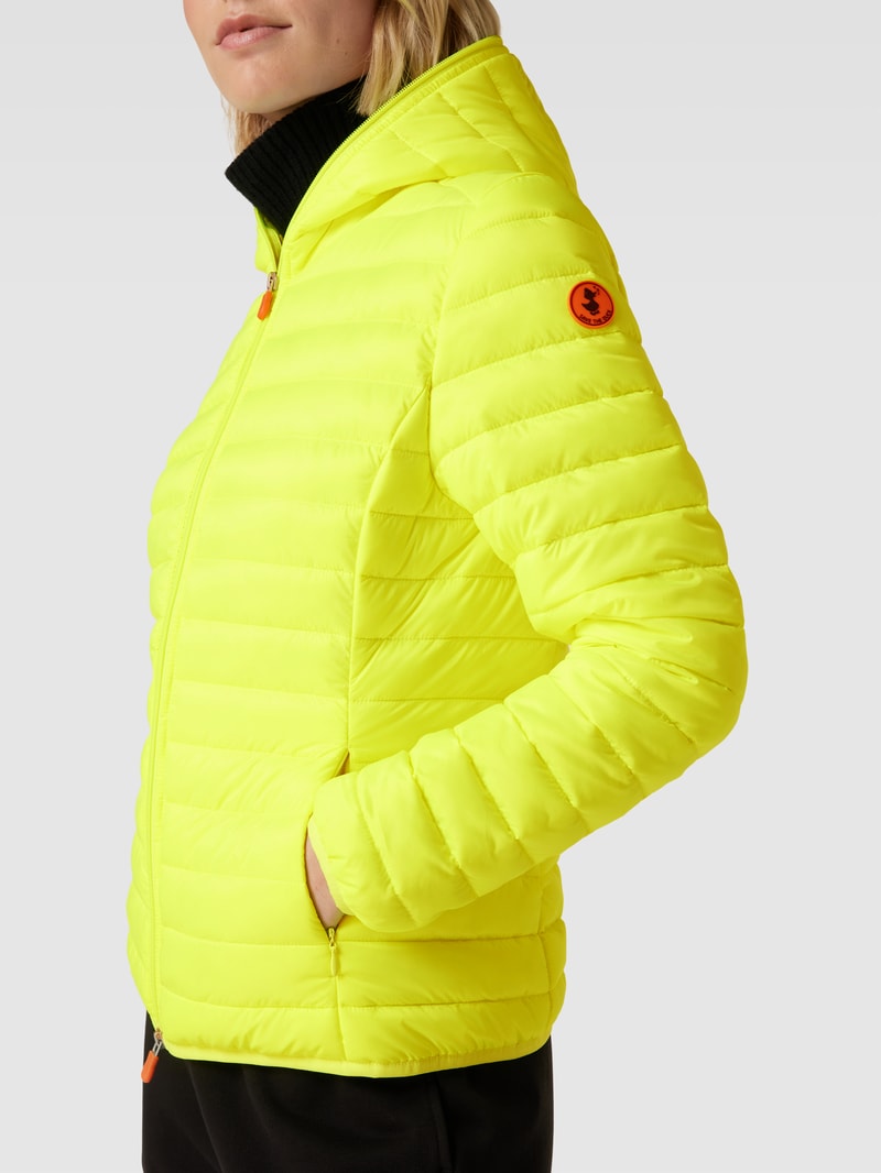Steppjacke mit Label-Patch Modell 'KYLA' in neon gelb