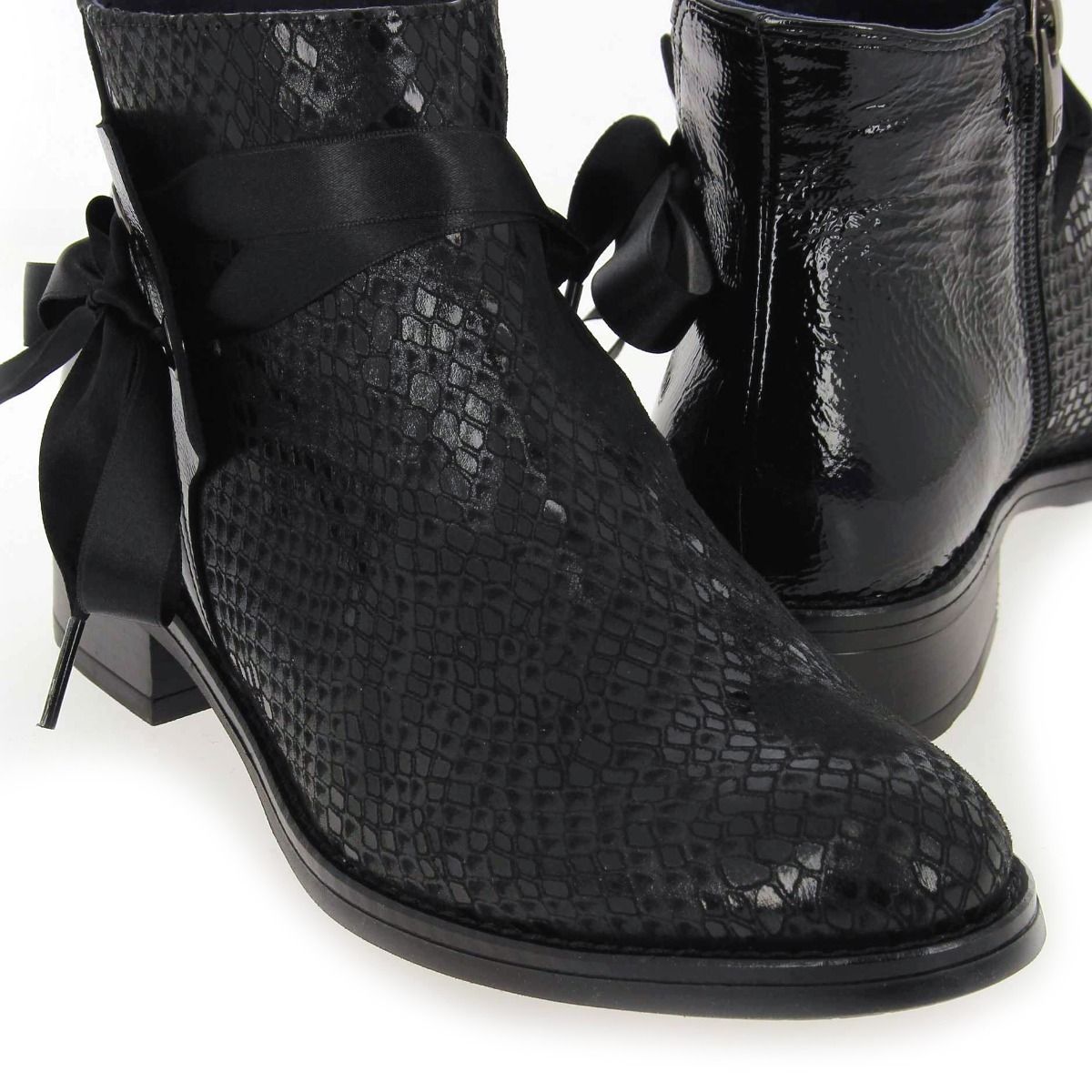 Dorking  TIERRA 8004 - Noir