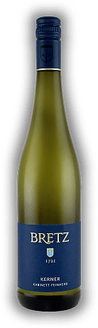 Ernst Bretz, Bechtolsheimer Petersberg, Kerner, Kabinett, feinherb, 2022, Rheinhessen  Ernst Bretz, Bechtolsheimer Petersberg, Kerner, Kabinett, feinherb, 2022, Rheinhessen  Unkompliziert und leicht eignet er sich besonders als Tischwein. Jahrgang 20