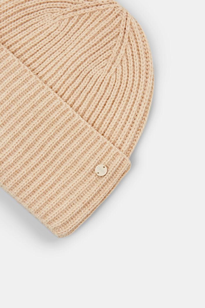 Rippstrick-Beanie