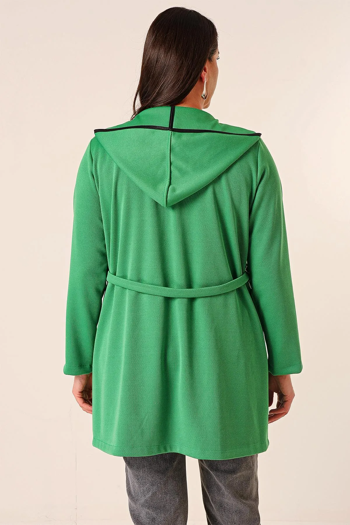 By Saygı  Ärmelloses Unterhemd, Kapuze, Taschentasche, Strickjacke mit Gürtel und Blumenmuster, großes 2-teiliges Set