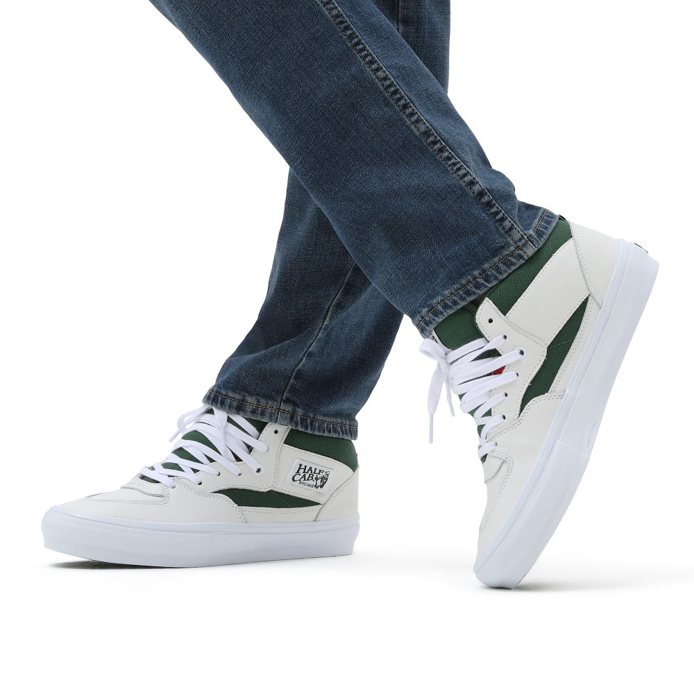 Vans Skate Half Cab VN0A5FCDWGR1 / weiss