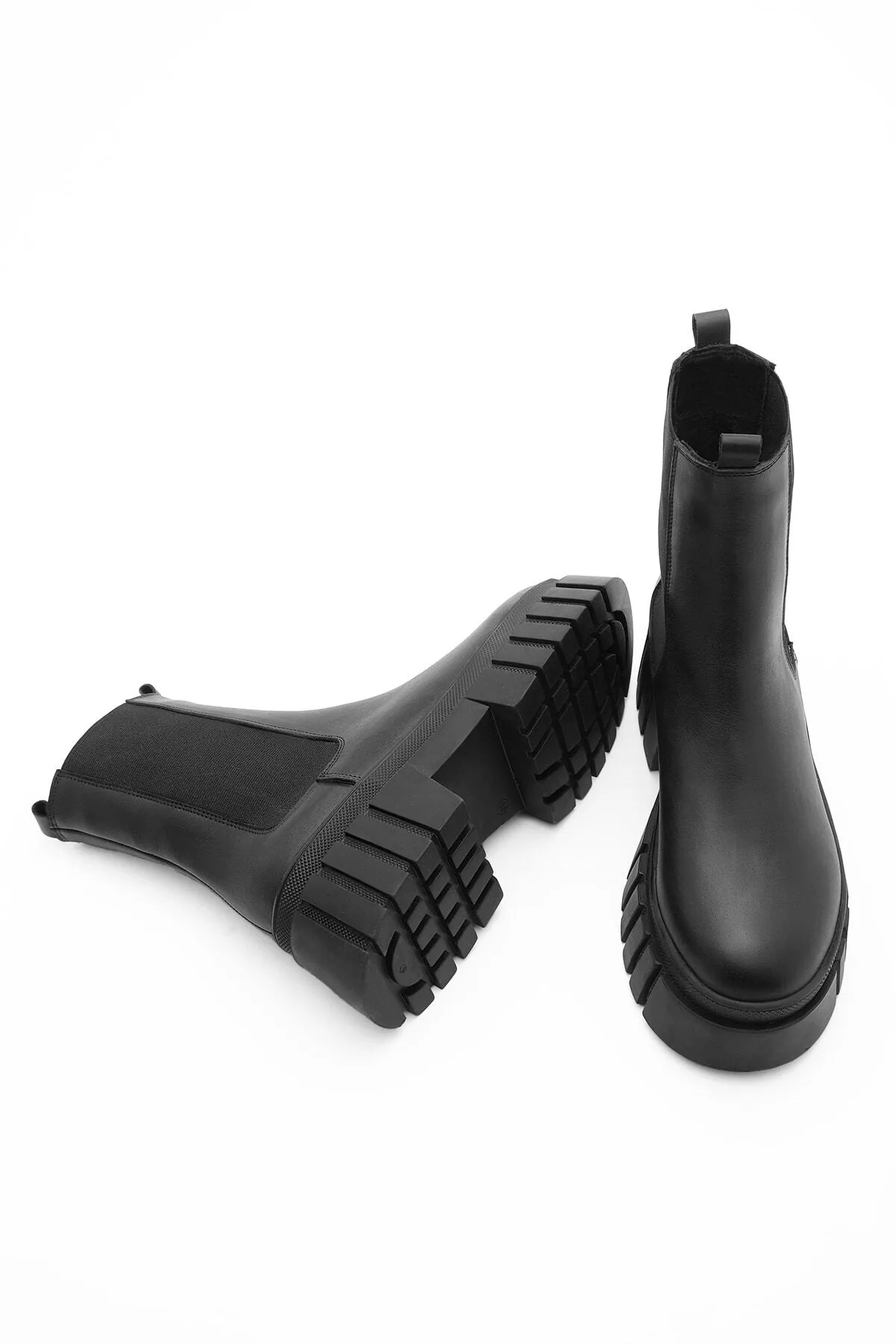 Marjin  Damenstiefel aus echtem Leder mit elastischem Seitenband, dicke Sohle, Martes Schwarz