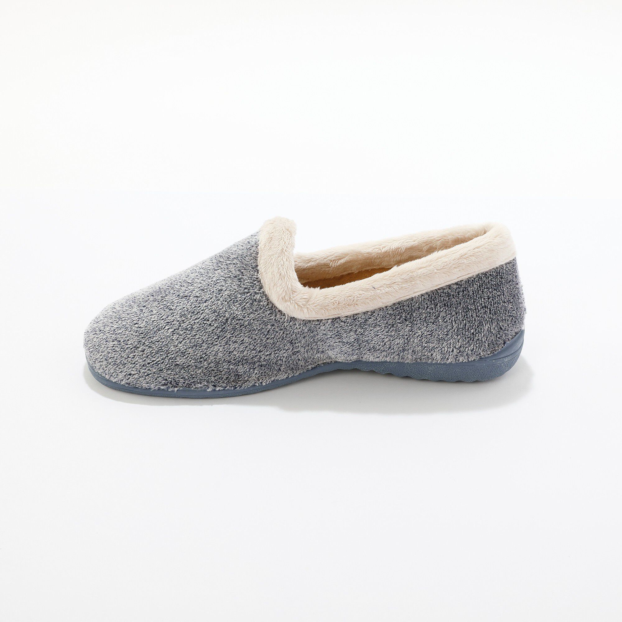 Chaussons ultra souples toucher peluche