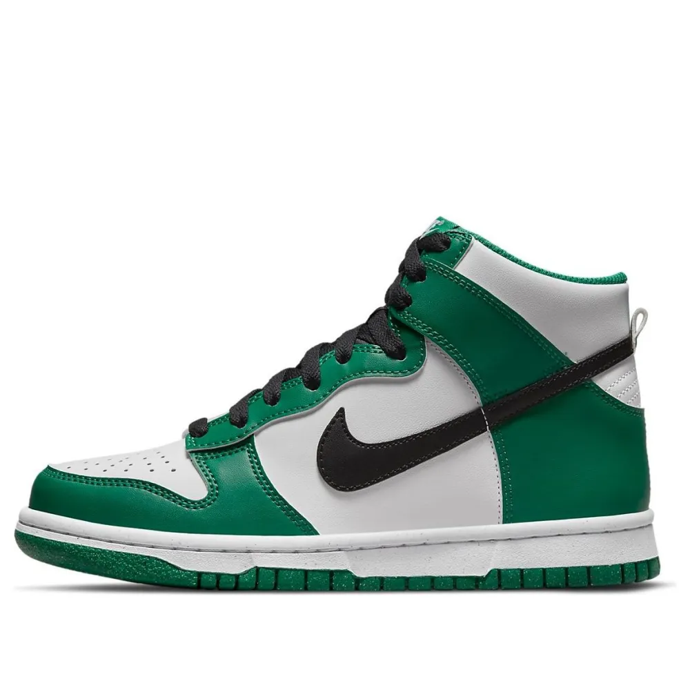 Nike Dunk High DR0527 300 / grün