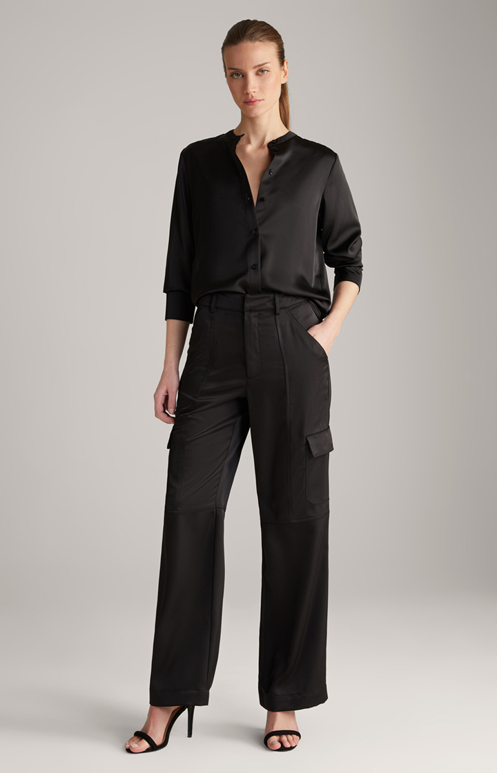 Satin-Bluse in Schwarz