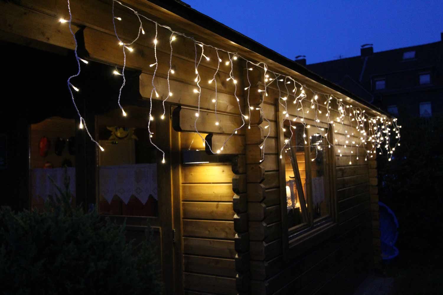 F-H-S International LED-Lichterkette, Eisregen für Dachrinnen 4,2m warmweiß Timer weiß