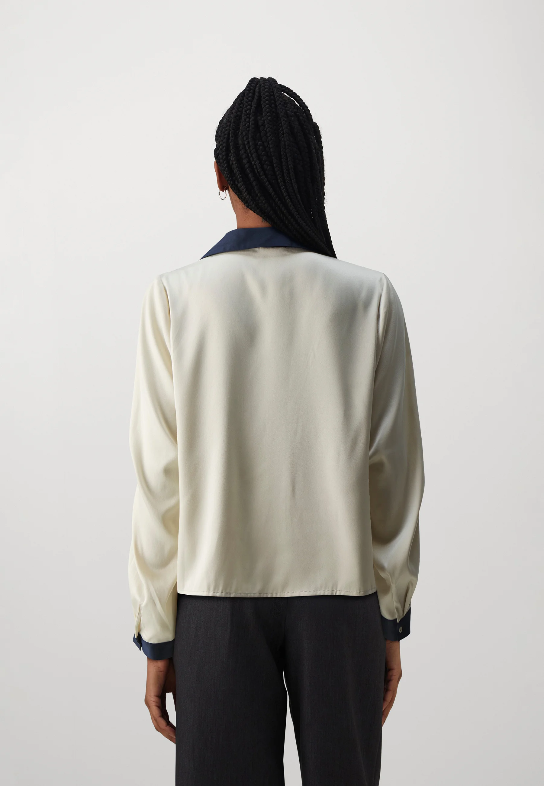 VILA CUELLO VIBROCKY - Blusa