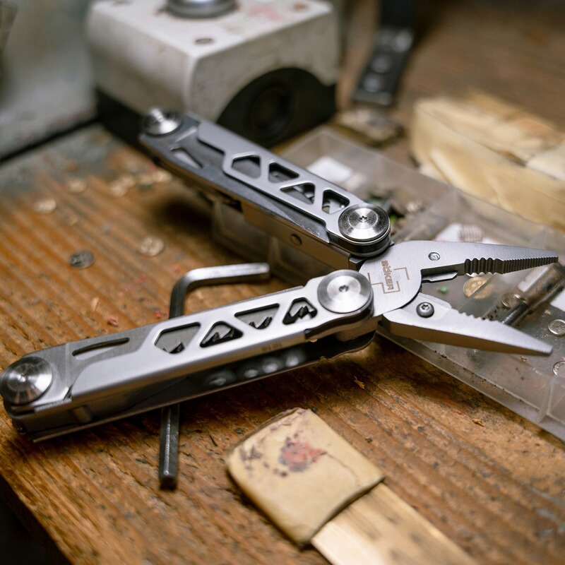 B&ouml;ker Plus Multitool Specialist Pro
