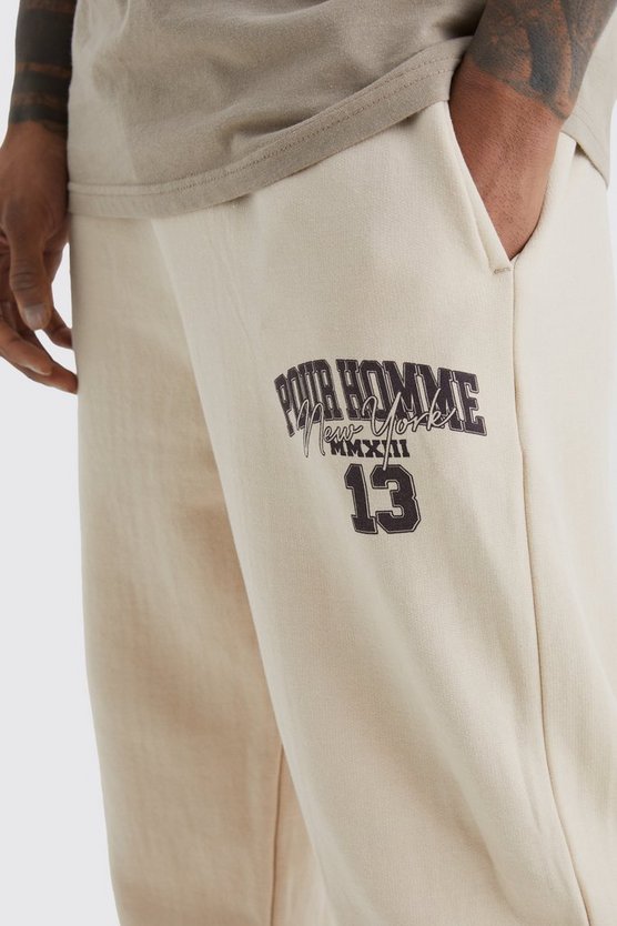 Oversize Jogginghose mit Pour Homme Print
