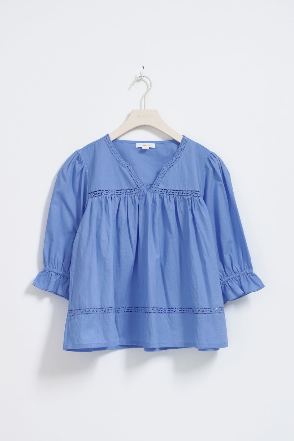 Y puff sleeve blouse