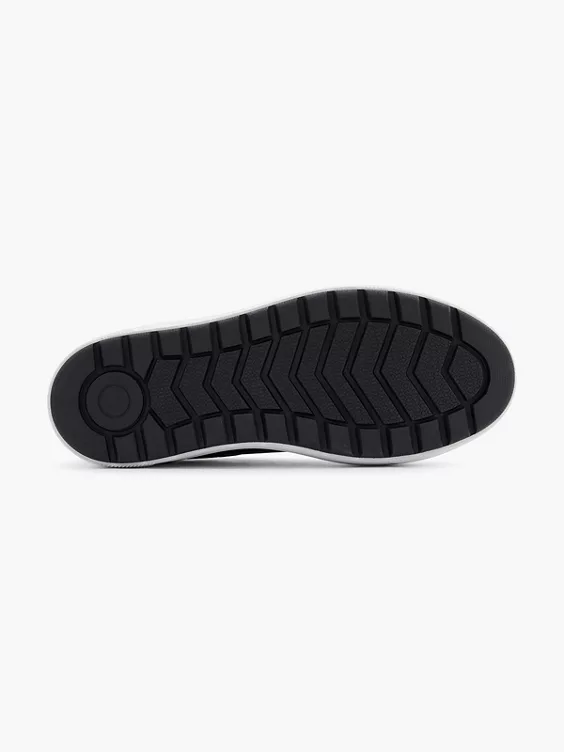 Graceland Platform Sneaker