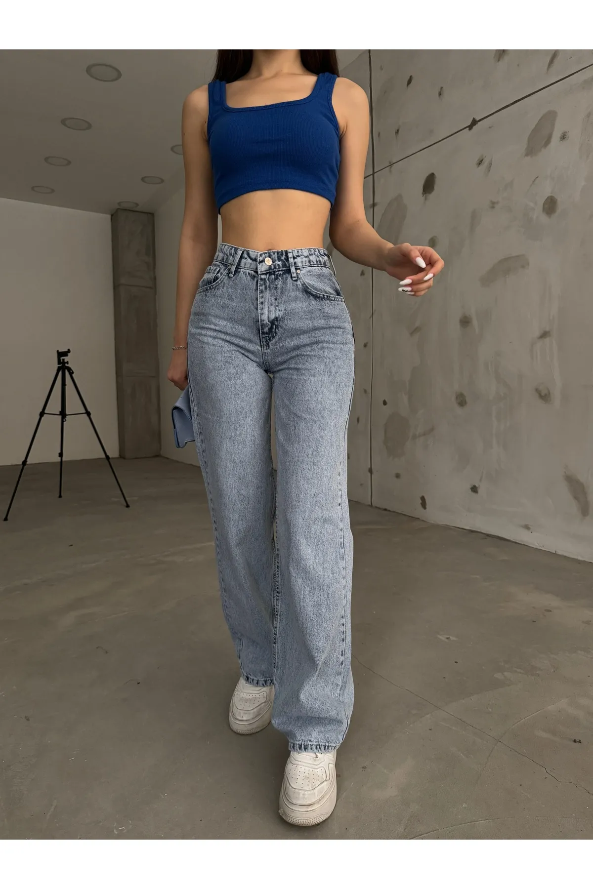 BİKELİFE  Hellblaue Snow-Wash-Jeans für Damen mit hoher Taille, dehnbarem Lycra und weitem Bein