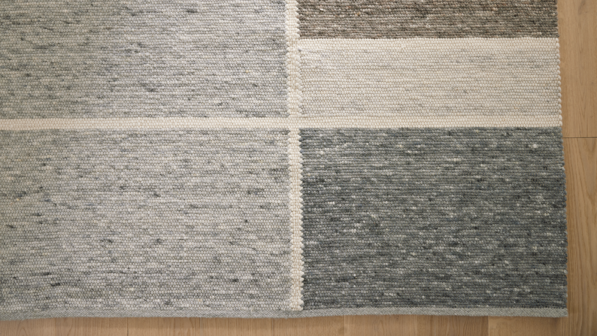 Interliving Handwebteppich B-8002 Grau-Braun 70 x 130 cm