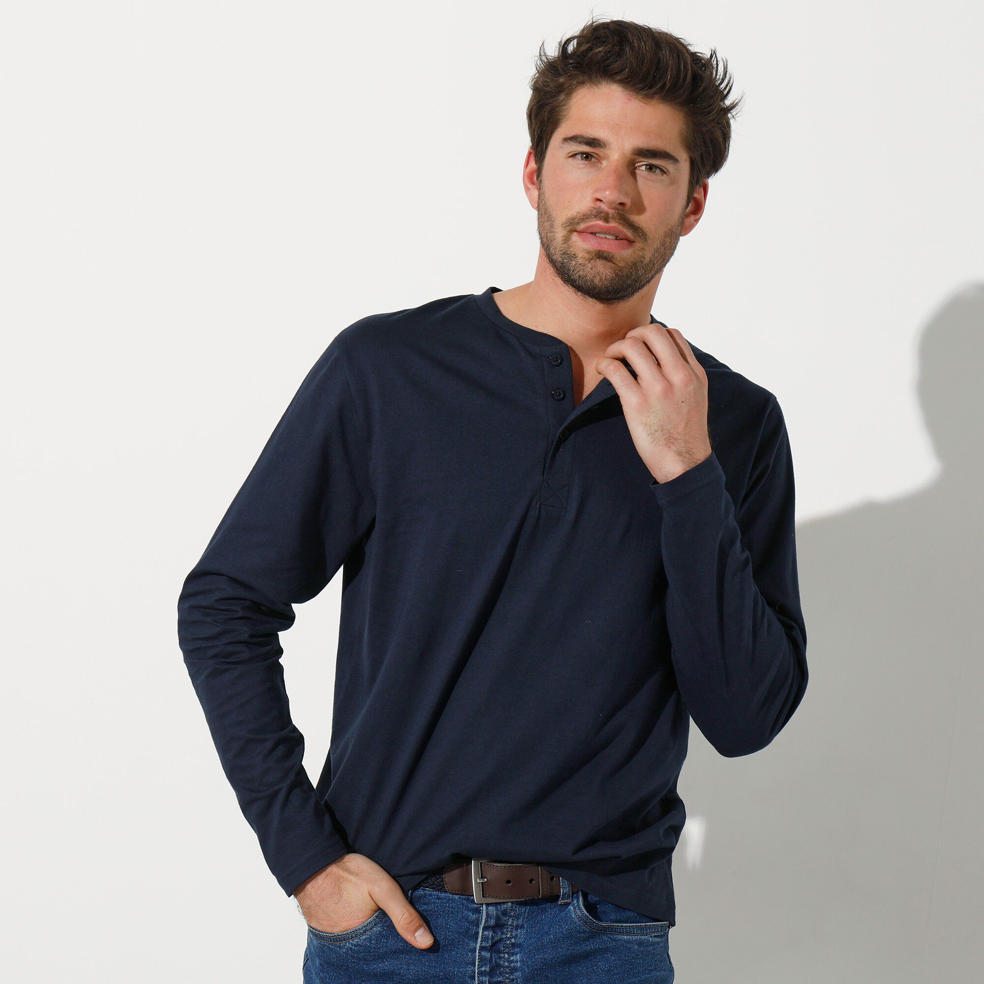 T-shirt col tunisien manches longues
