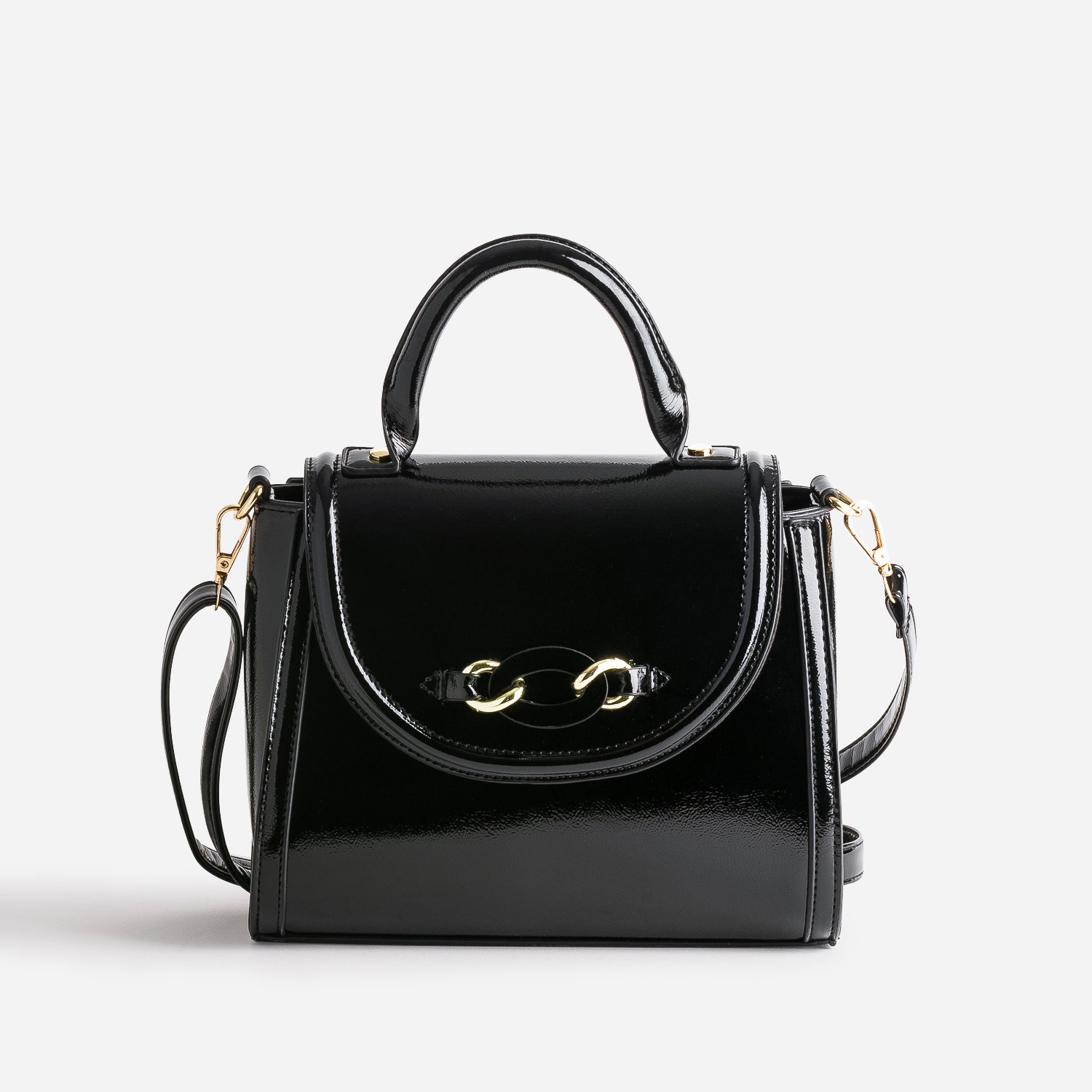 Sac à main noir avec anneaux
