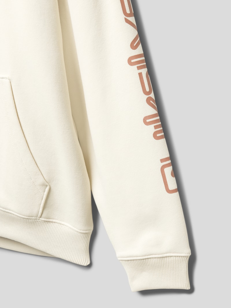 Hoodie mit Label-Details Modell 'OMNI' in offwhite