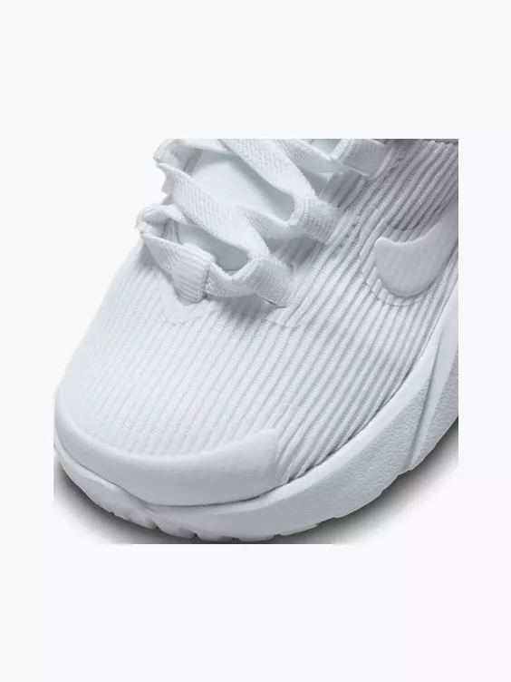 Nike Sneaker STAR RUNNER 4