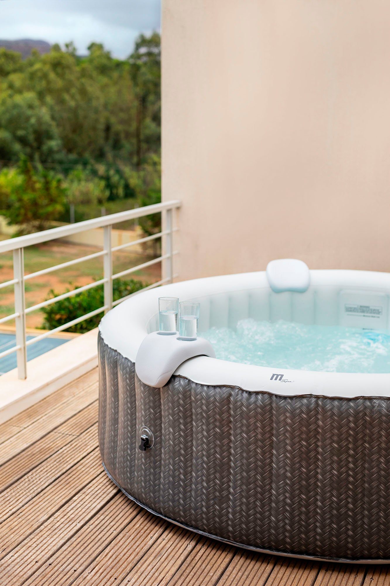mSpa Whirlpool OTTOMAN, Ø: 204 cm, mit Abdeckplane und Fernbedienung