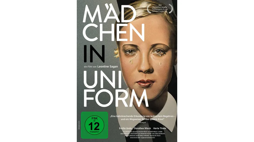 Mädchen in Uniform