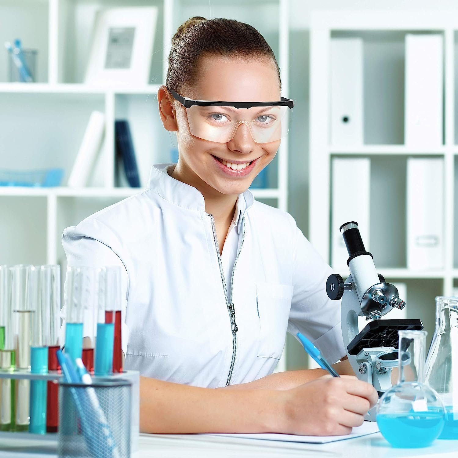 Ogeled Arbeitsschutzbrille Schutzbrille Sicherheitsbrille Laborbrille Motorradbrille UV-Schutz, (1St), nach EN166, mit Seitenschutz und einstellbarer Bügellänge, Über-Brille