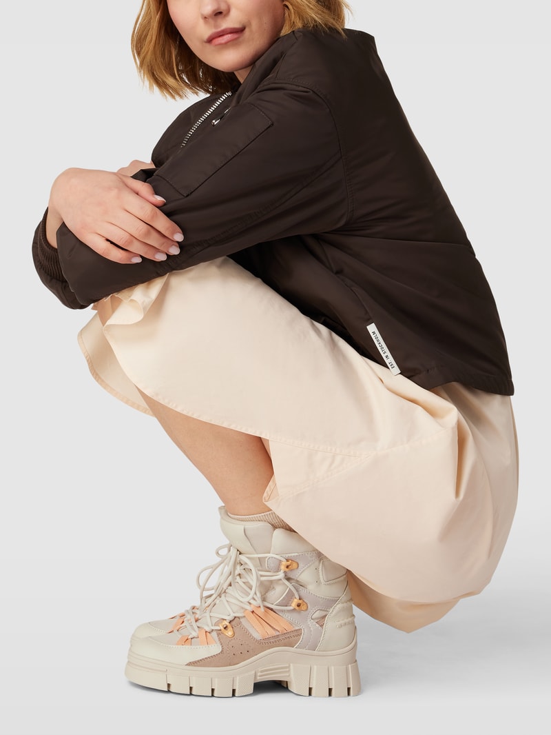 Schnürboots im Colour-Blocking-Design Modell 'HALER3' in beige