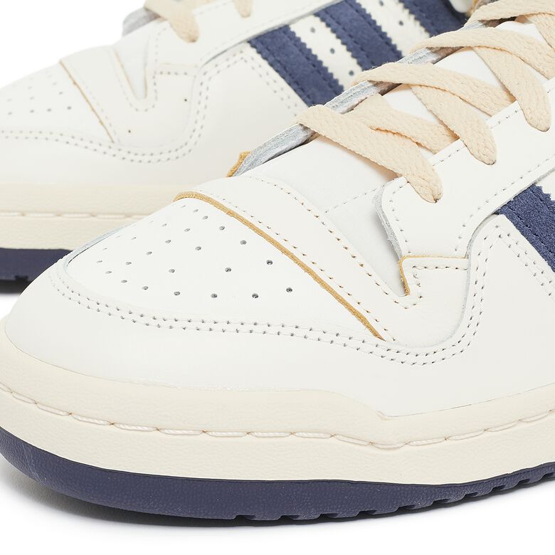 adidas Originals Forum 84 Low off white/shadow navy/cream white