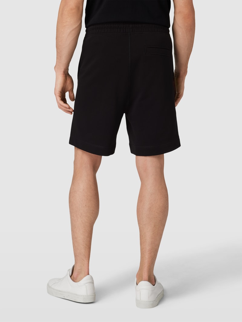 Sweatshorts mit Label-Applikation Modell 'SEWALK' in schwarz