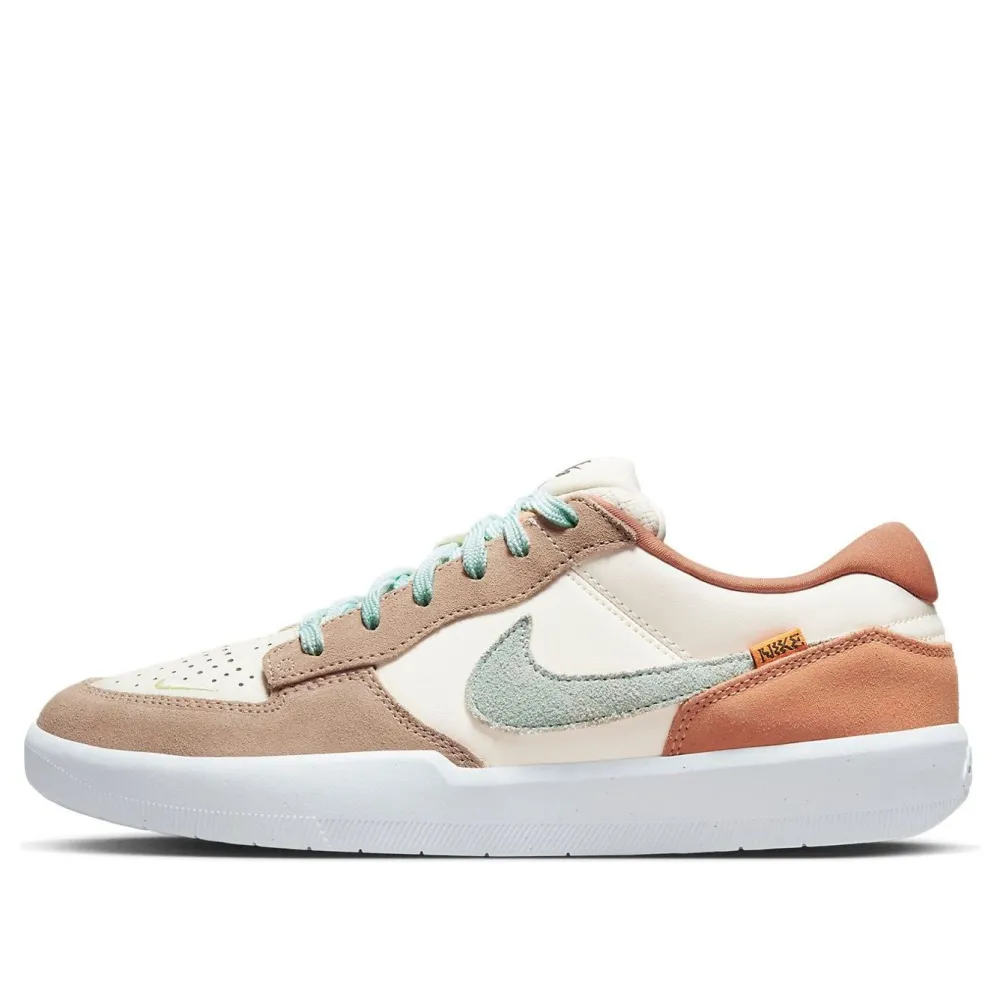 Nike Force 58 SB FN8888-131 / braun