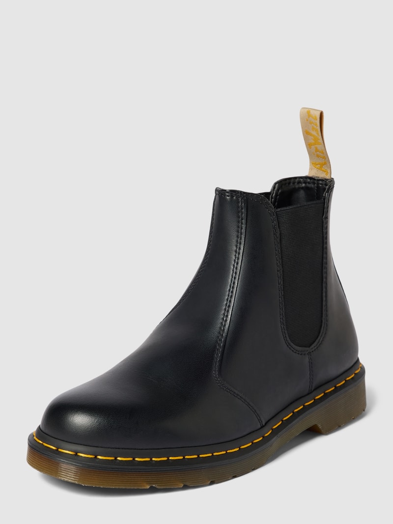 Chelsea Boots mit Gummieinsätzen Modell 'VEGAN' in schwarz