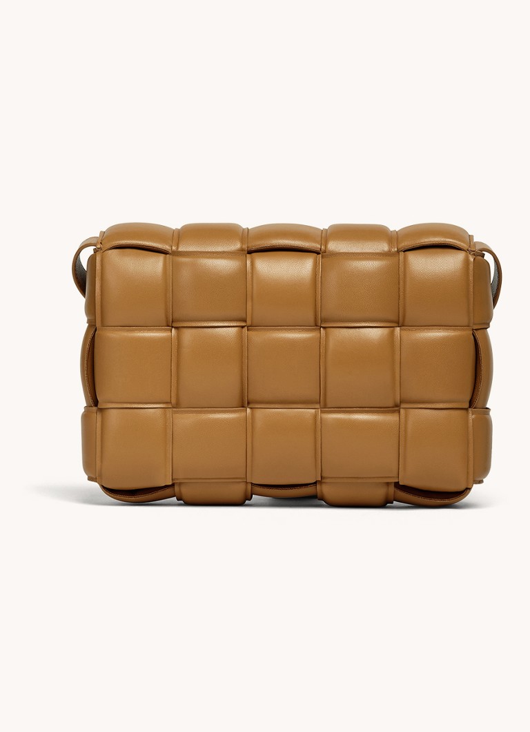 Geantă de umăr Bottega Veneta Cassette din piele de miel