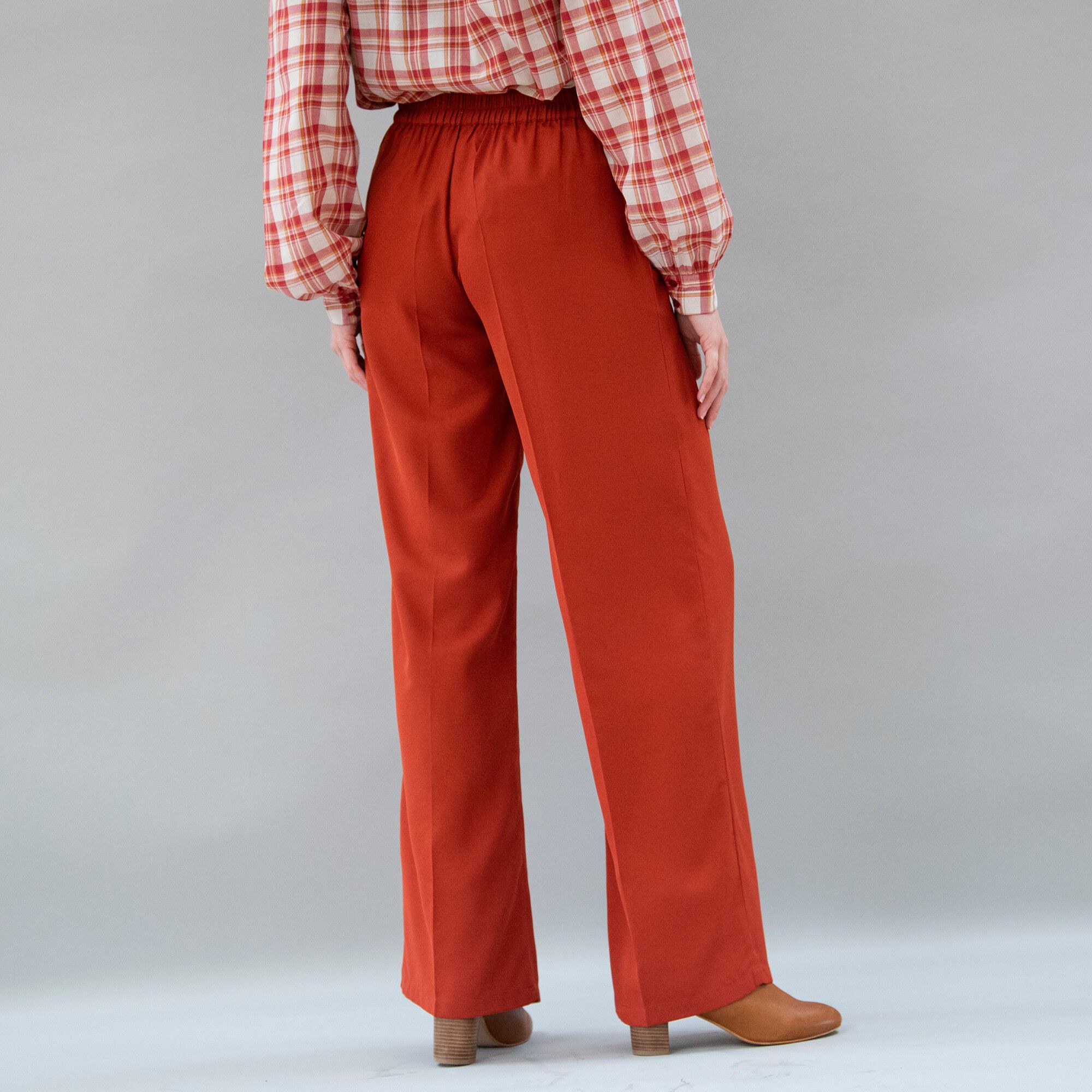 Pantalon large fluide, taille ceinturée, uni