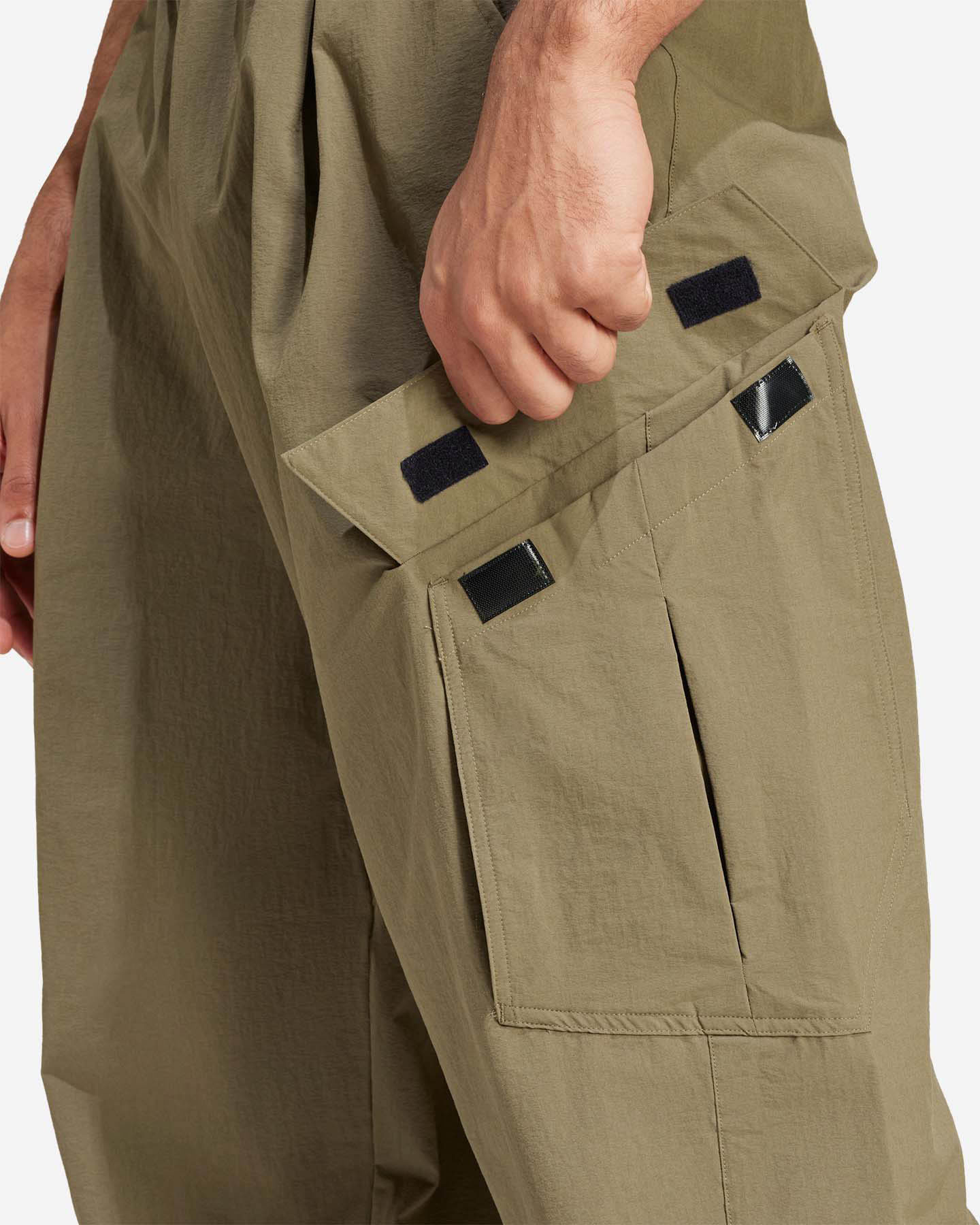 Pánske outdoorové nohavice Adidas Cargo M JF3714