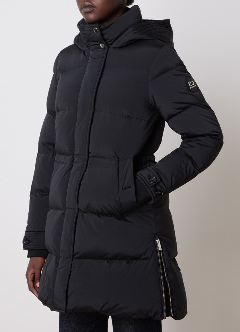 Parka Woolrich Alsea cu umplutură de puf.