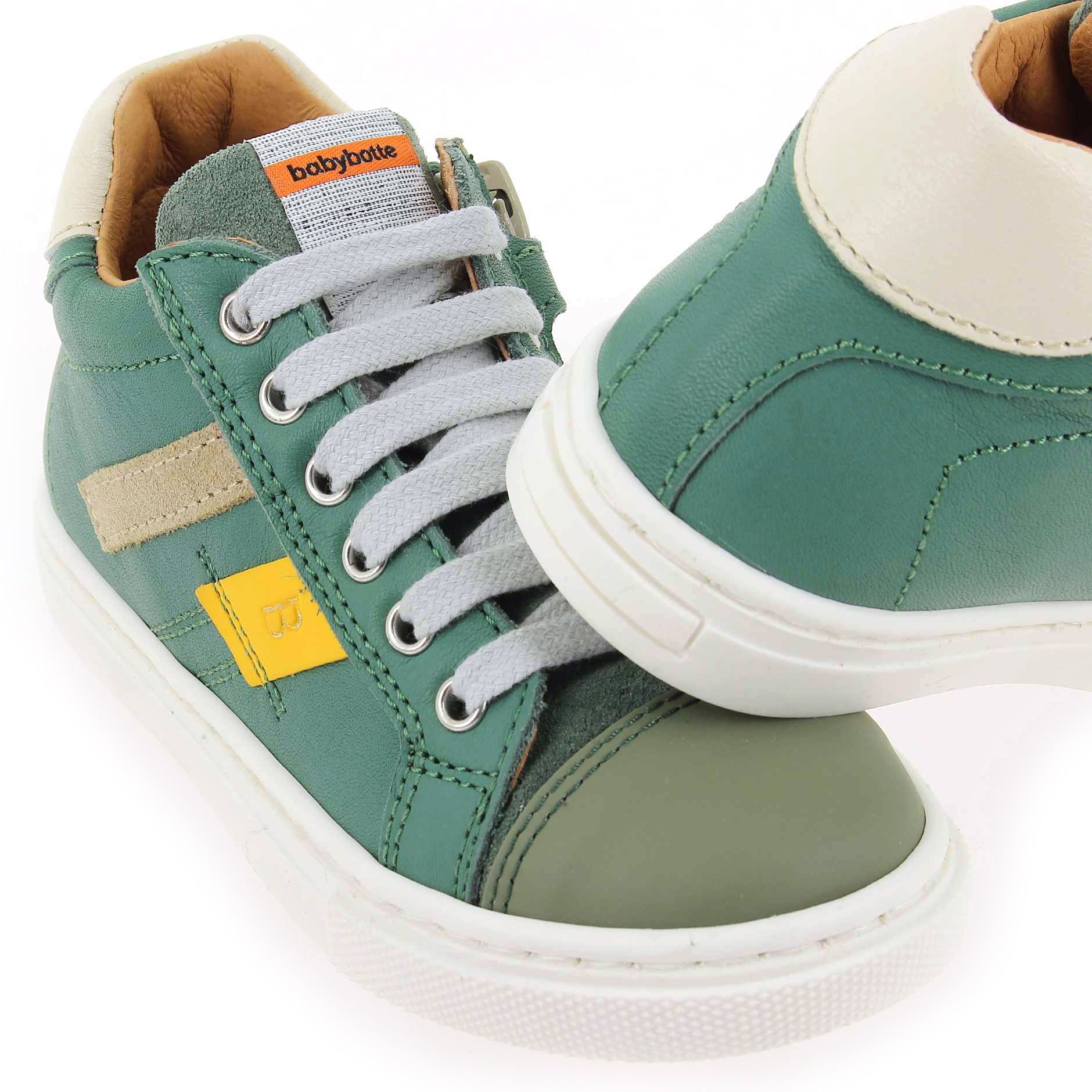 Babybotte  AUGUSTIN E24 - Vert Kaki