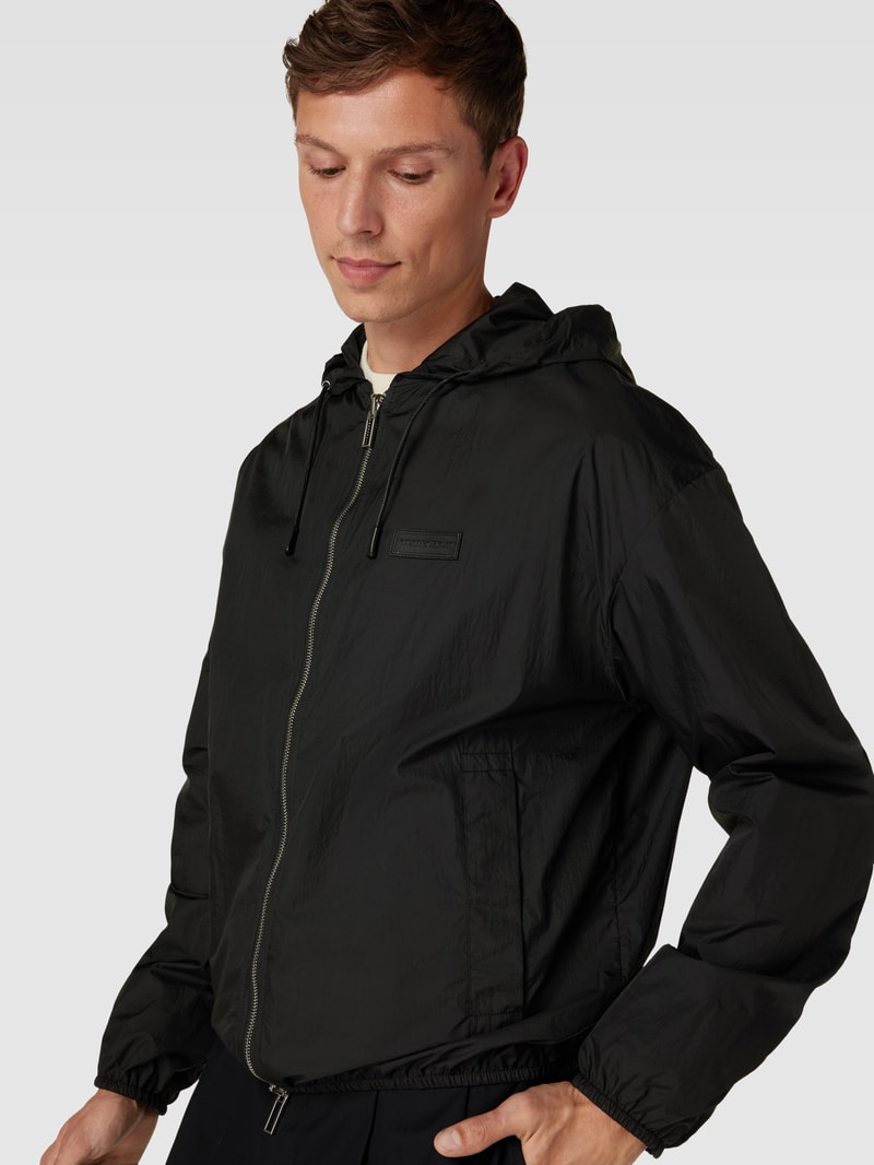 Jacke aus Lammleder mit Kapuze in schwarz
