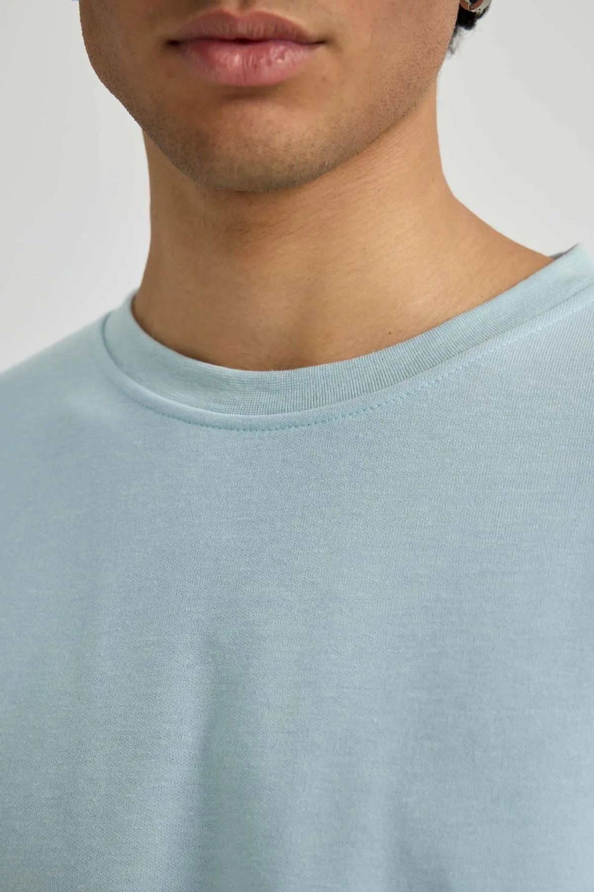 DeFacto  T-Shirt mit Rundhalsausschnitt in Oversize-Passform