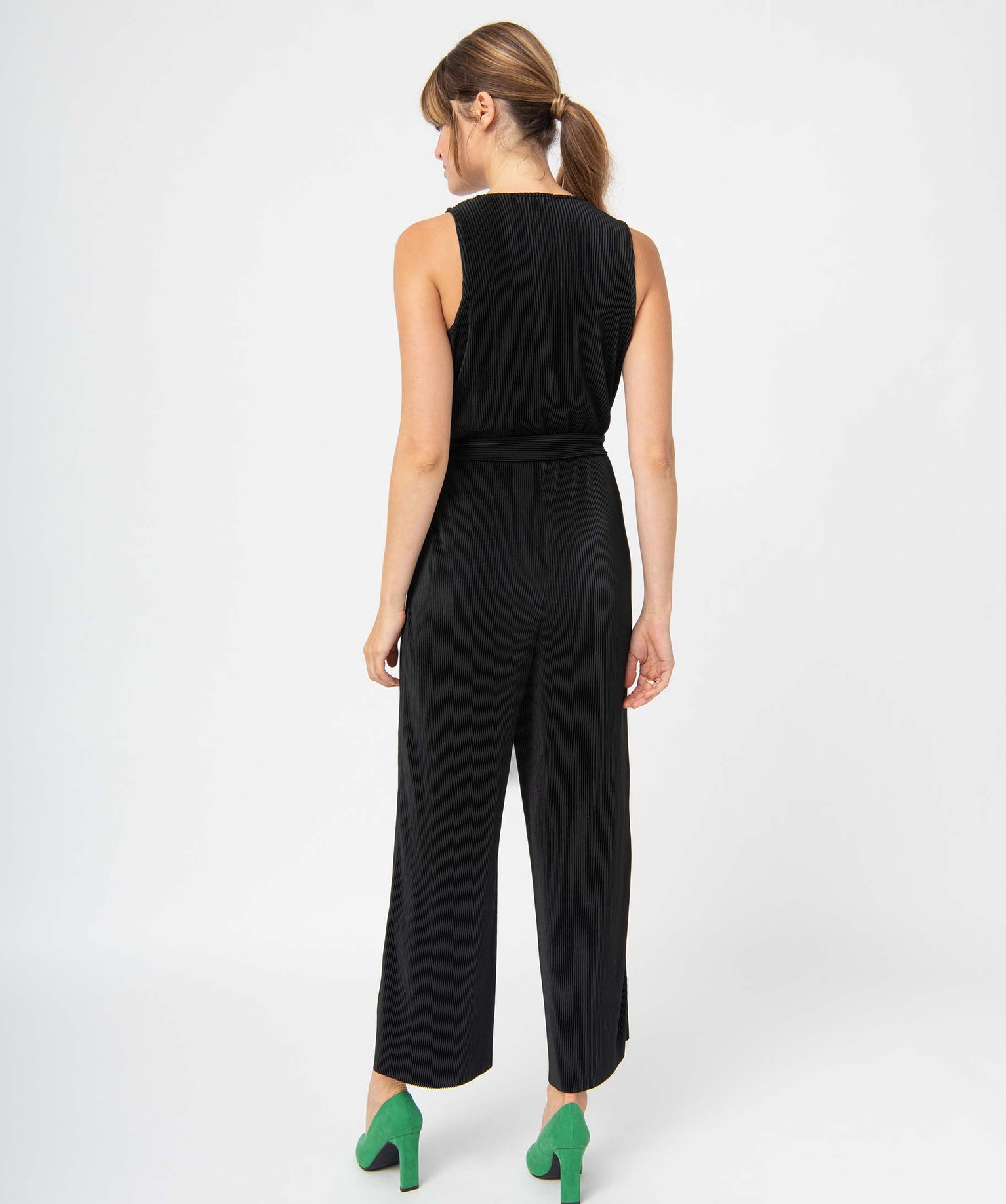 Combi-pantalon femme sans manches plissé noir | GEMO