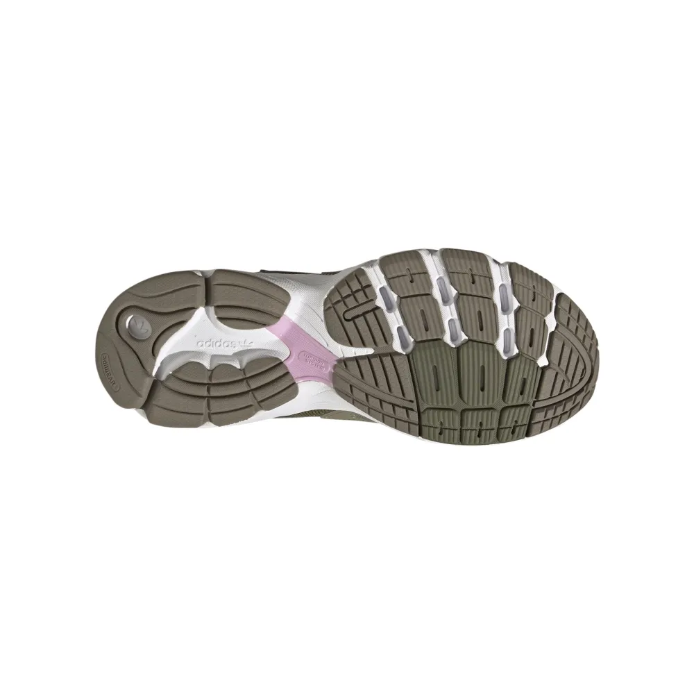 adidas Astir GX7061 / grün