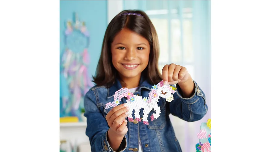 Aquabeads - Mystisches Einhorn Bastelset 31944