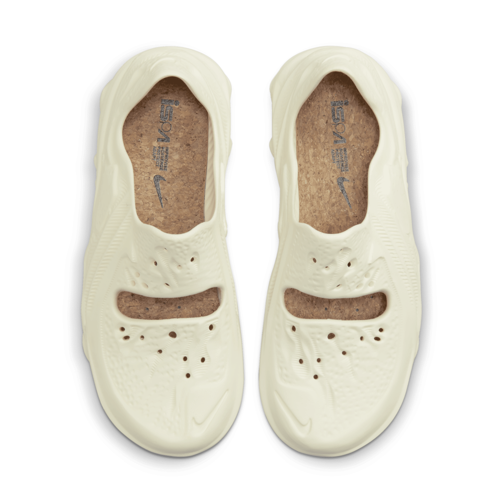 Nike ISPA Universal DM0886-100 / weiss