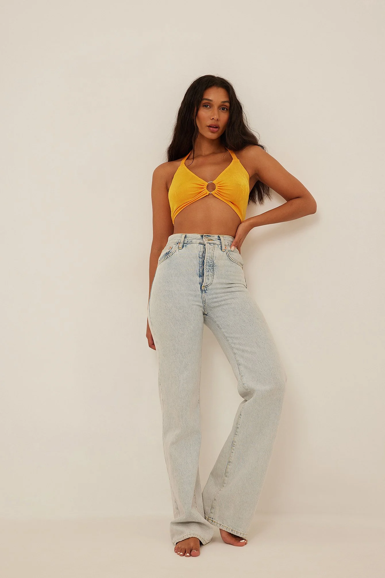 Neckholder Singlet mit Ringdetails
