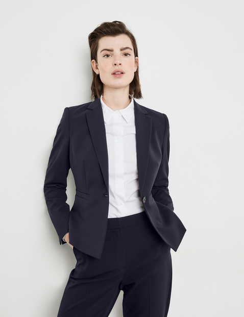 Klassischer Blazer aus knitterarmer Qualität