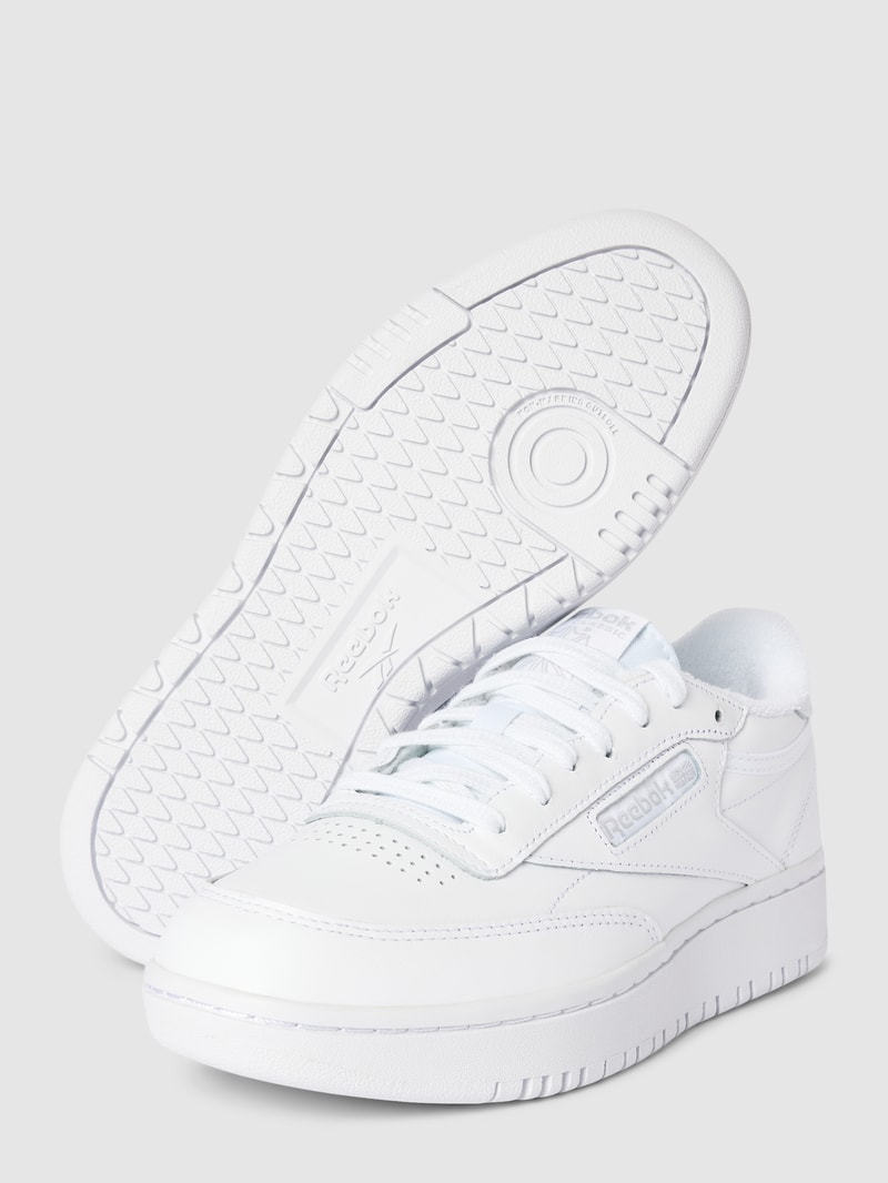 Sneaker aus Leder mit Label-Details Modell 'Club C Double' in weiß