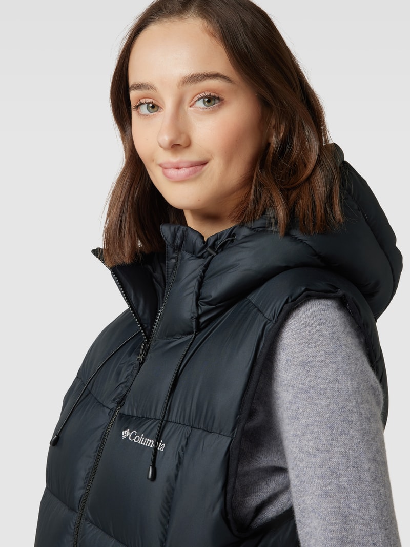Steppweste mit Kapuze Modell 'PIKE LAKE II INSULATED VEST' in schwarz