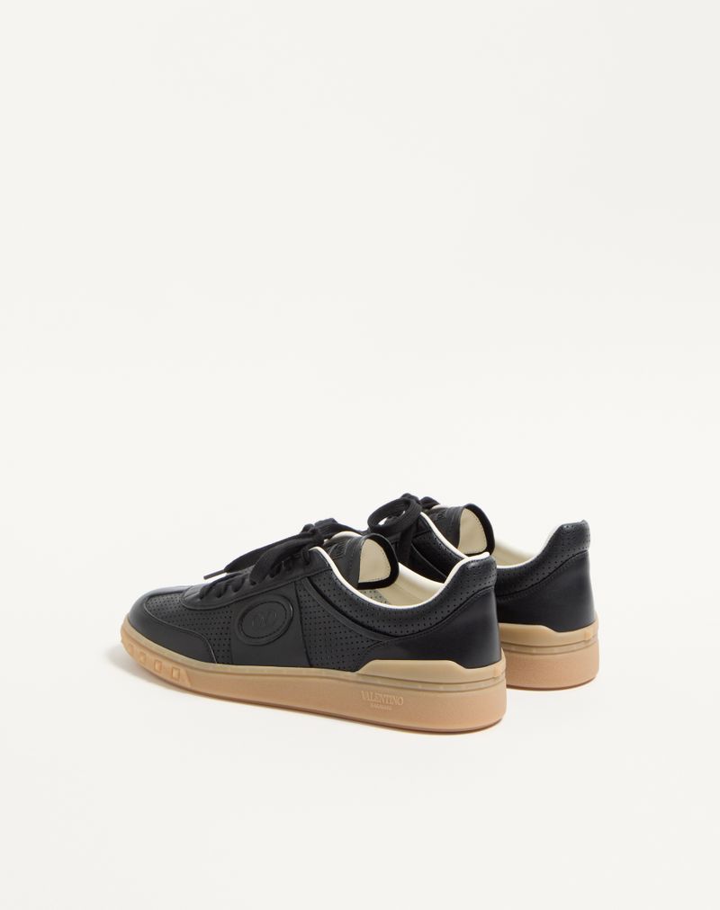 Baskets basses Upvillage en cuir nappa perforé