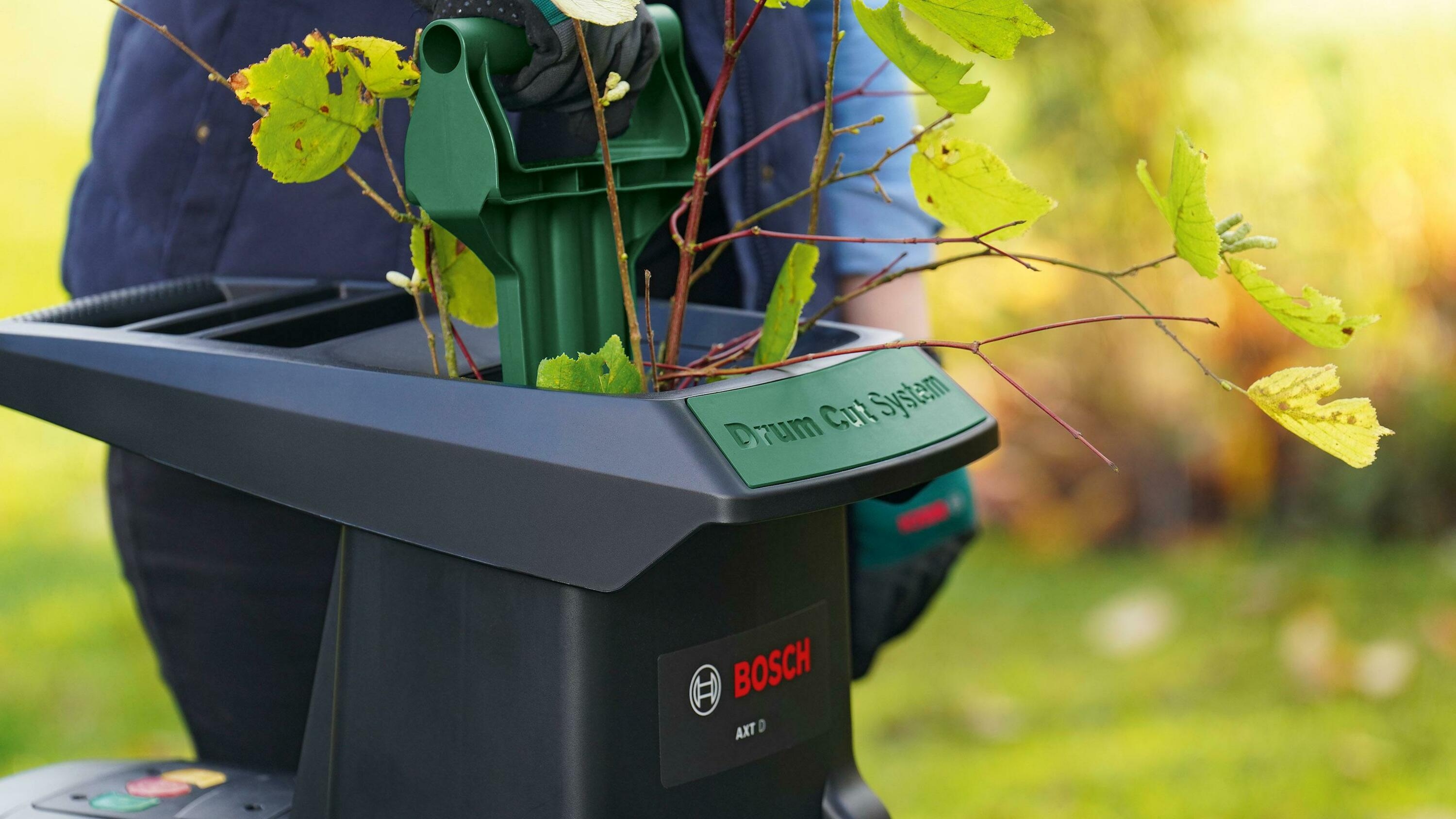 Distruggidocumenti Bosch Green 0600803003 AXT 22 D Whisper 2200W in scatola